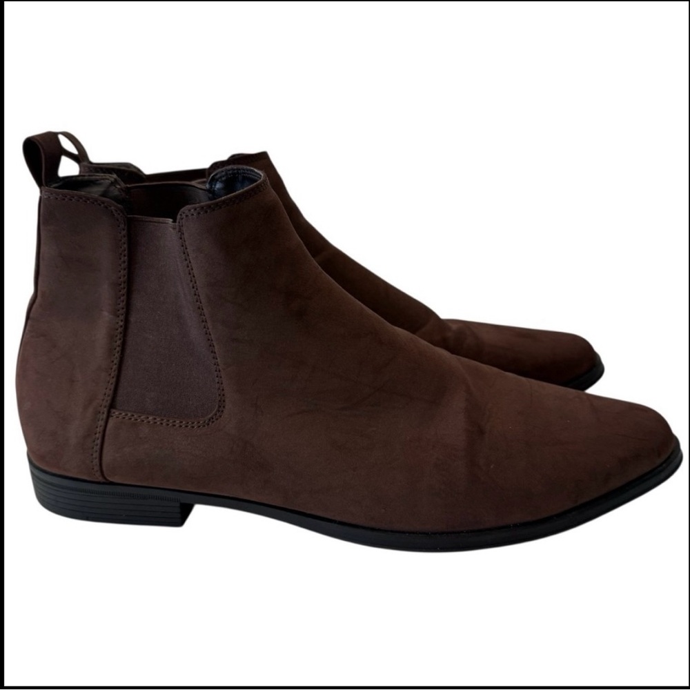 ASOS Design Chelsea Slip on Boots‎ In Brown Suede  Size 15